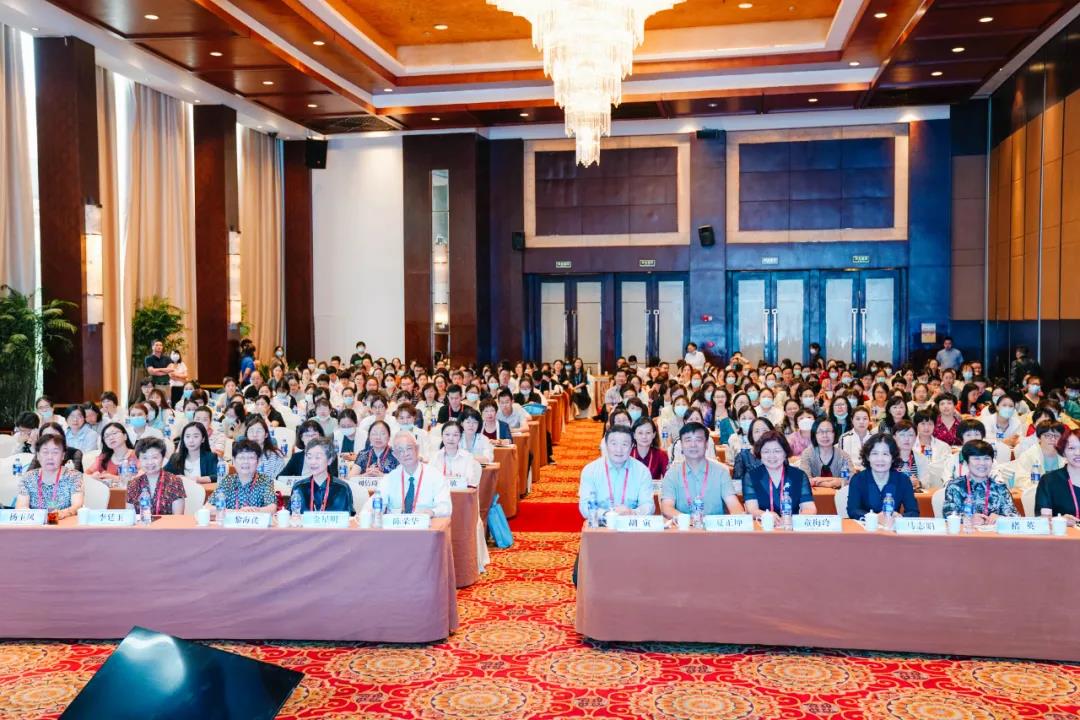  和平妇产医院儿科团队参加江苏省第三届儿童保健与发育行为学术