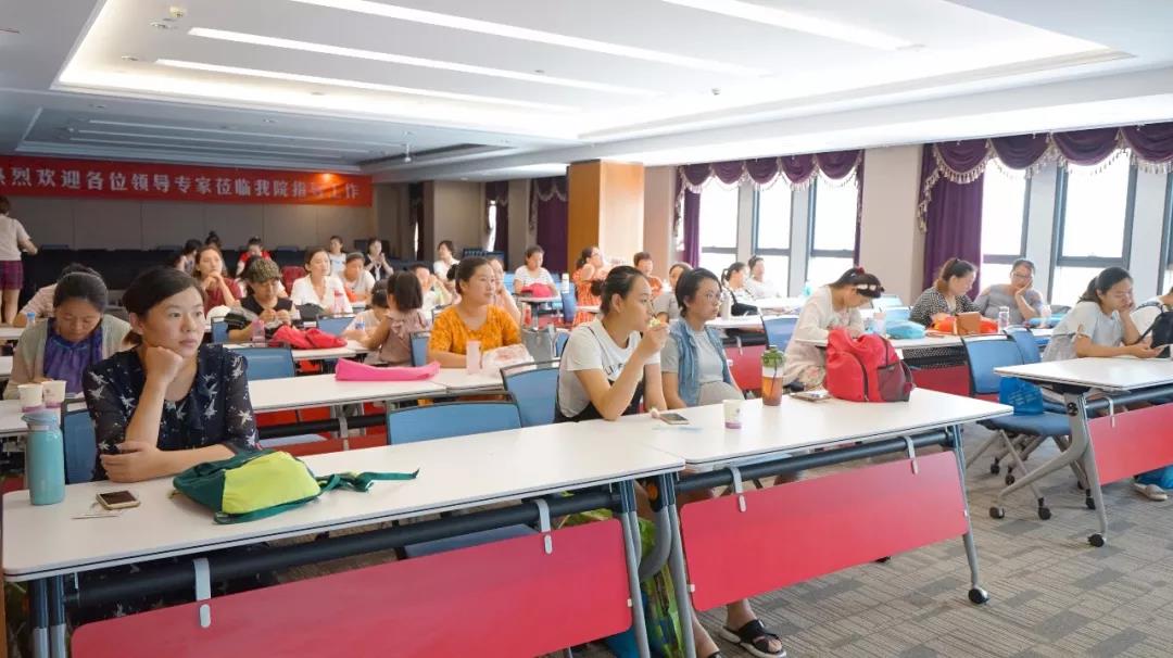 【和平准爸妈学校】水中分娩，懂你的期待！